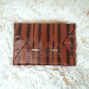 BCBGMAXAZRIA Faux Reptile Print Envelope Clutch Hand Bag Purse